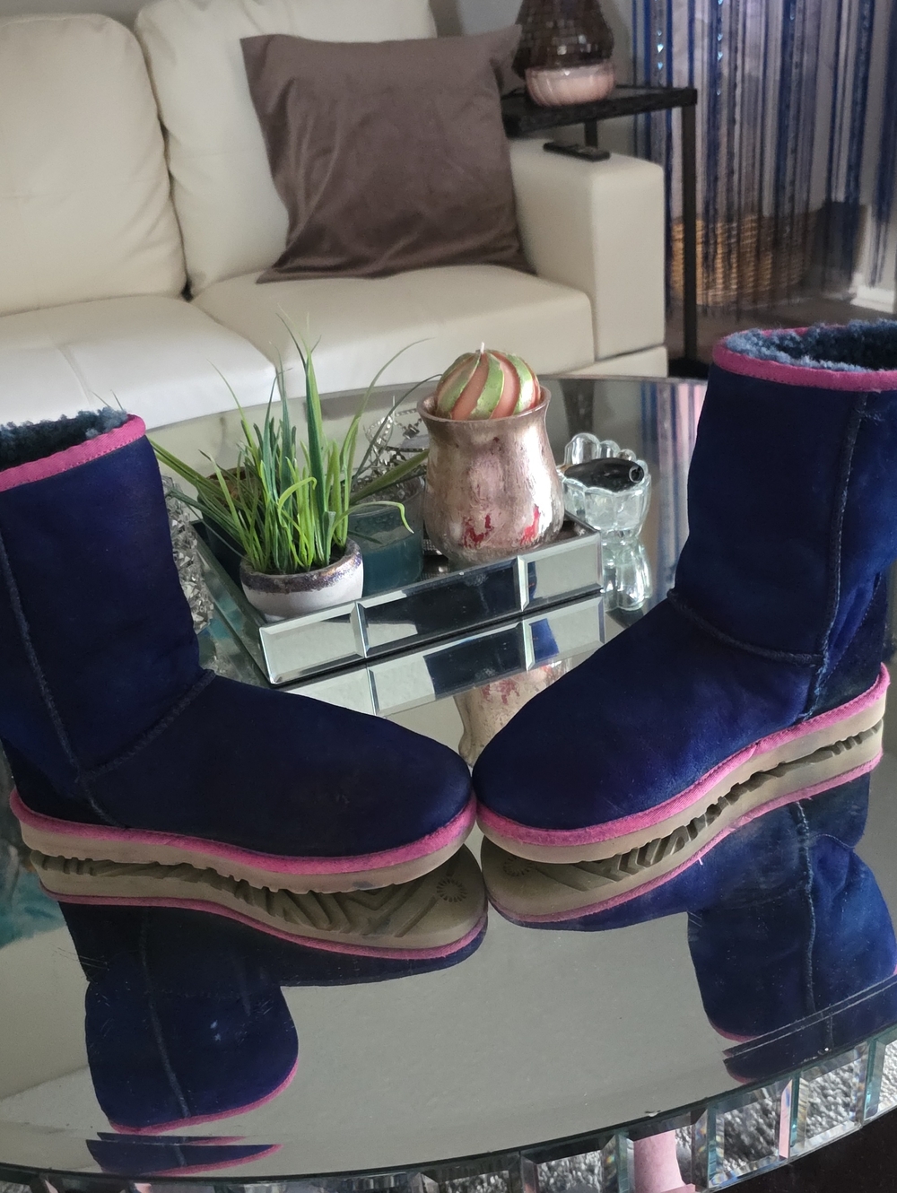 UGG CLASSIC MINI - Picture 8 of 9
